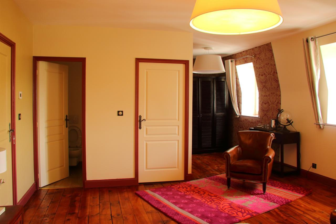 Auberge Les Volcans Мюра Екстер'єр фото